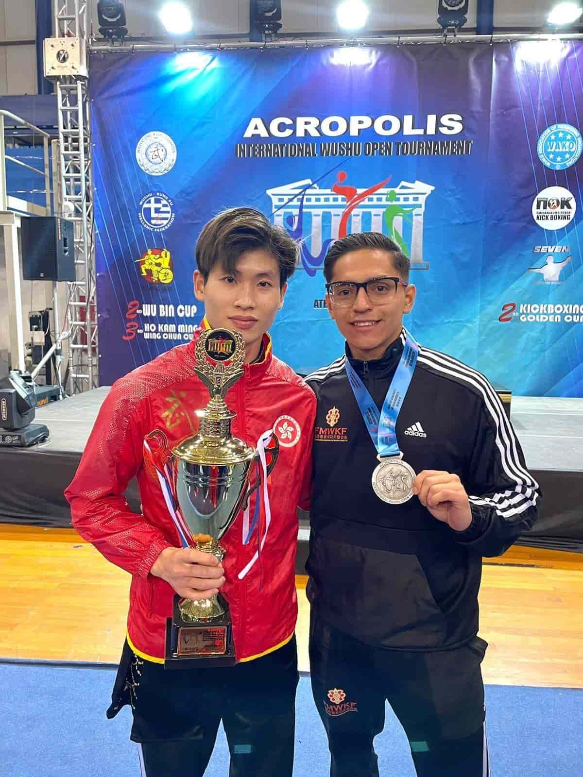 Conquista tres medallas en Torneo Internacional
