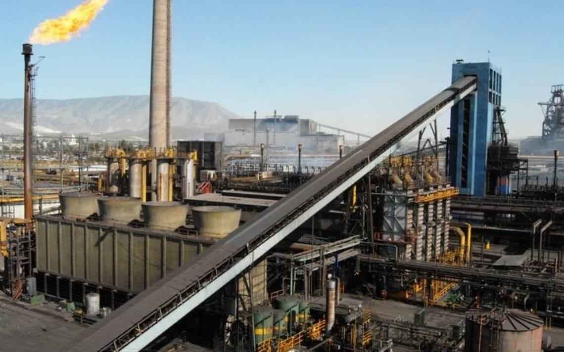 Reportan presunto incendio eléctrico en AHMSA