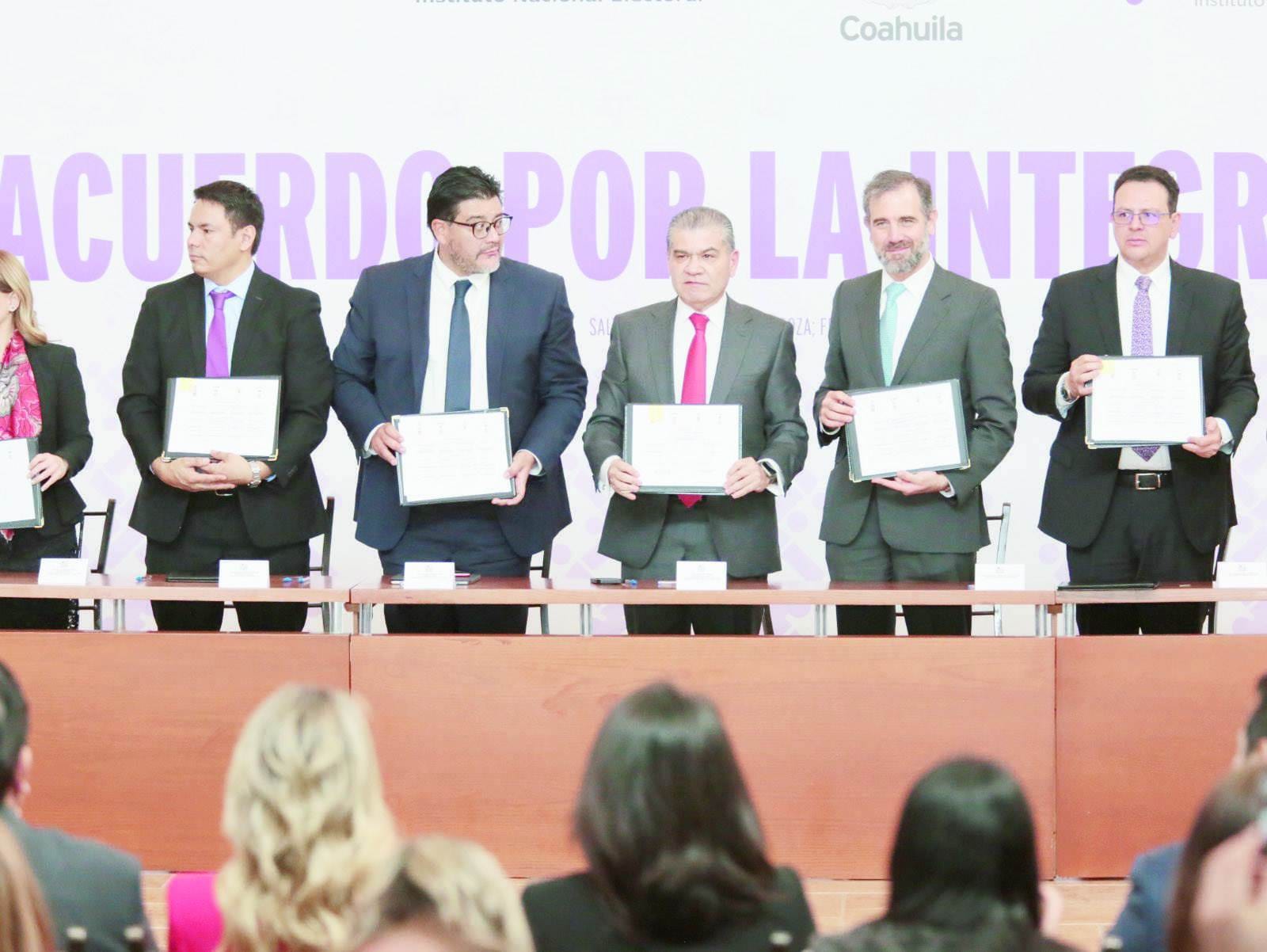 Firman acuerdo por Integridad Electoral