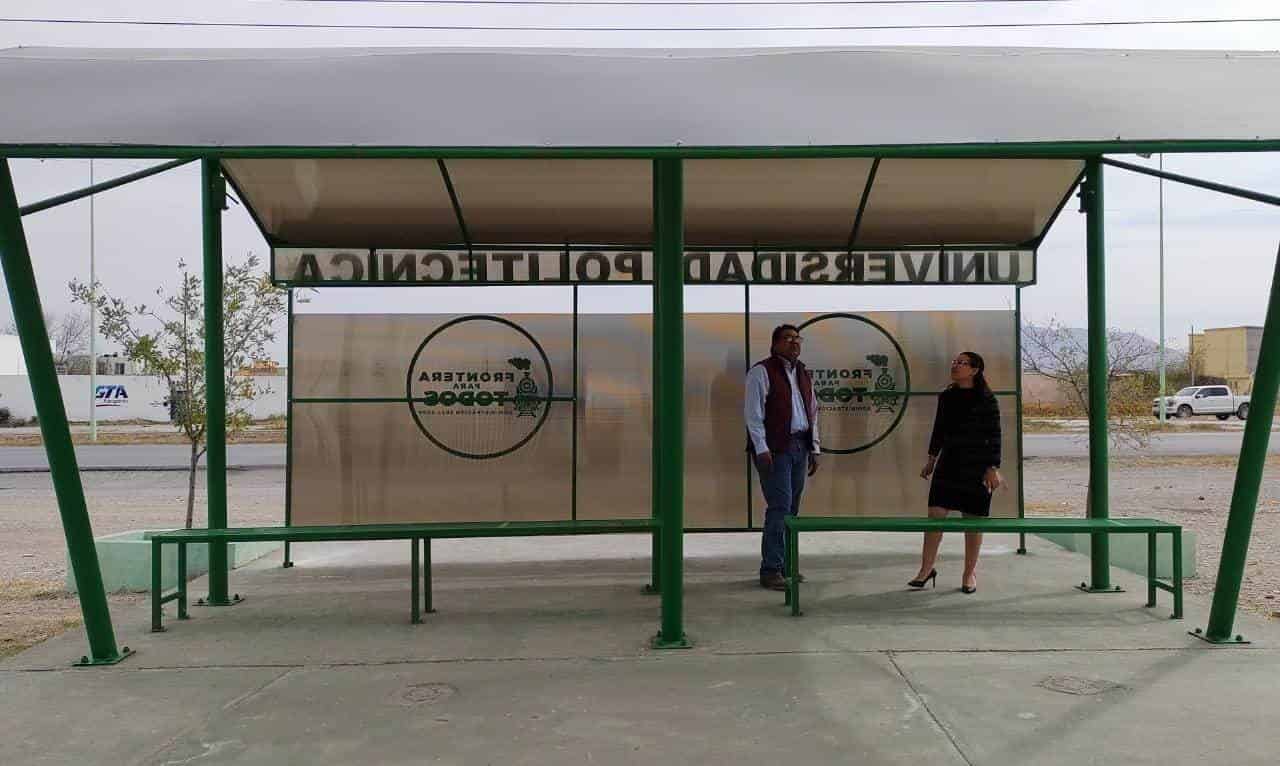 Tienen estudiantes un parabús seguro