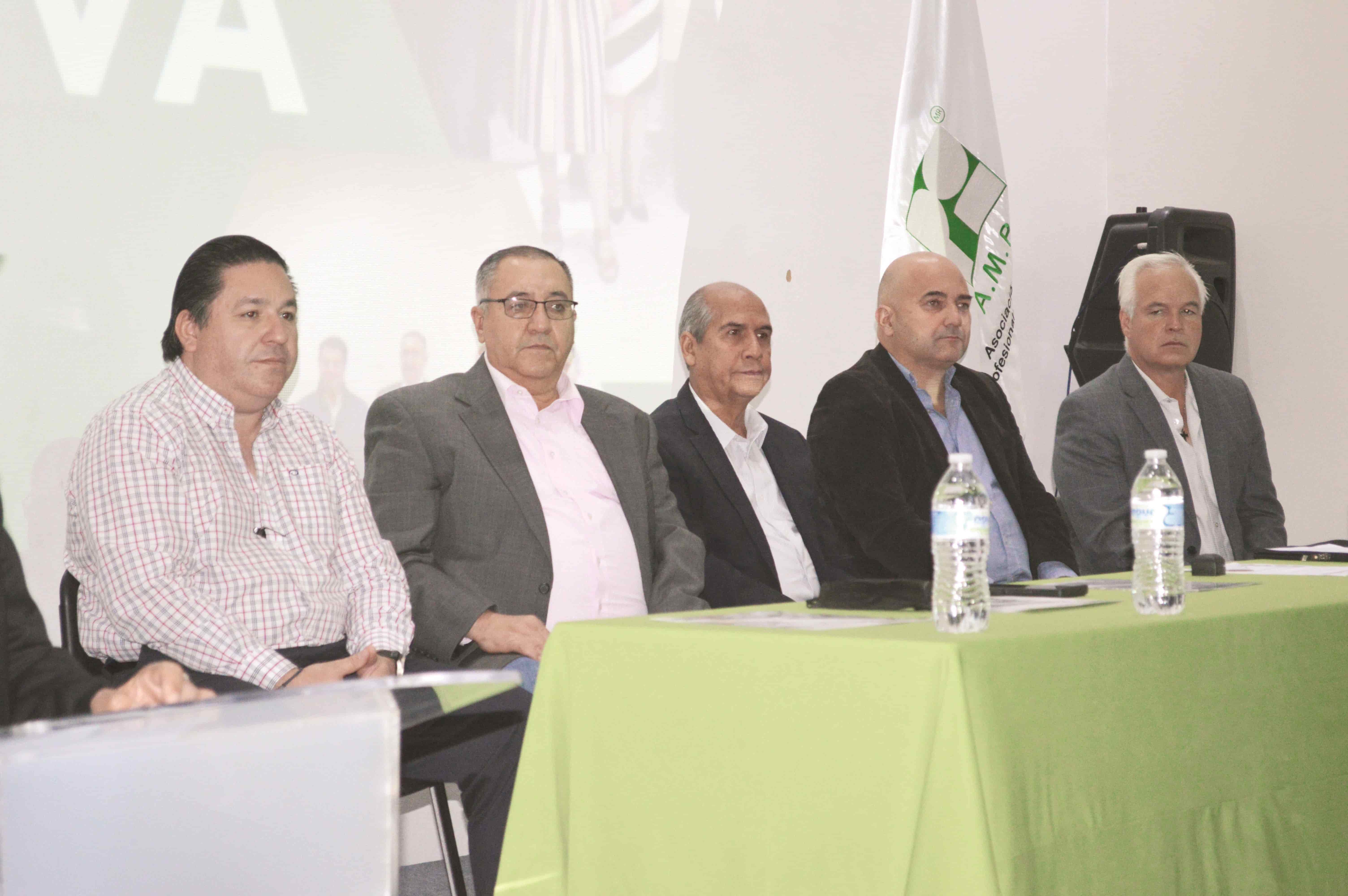 Forman AMPI en Monclova 