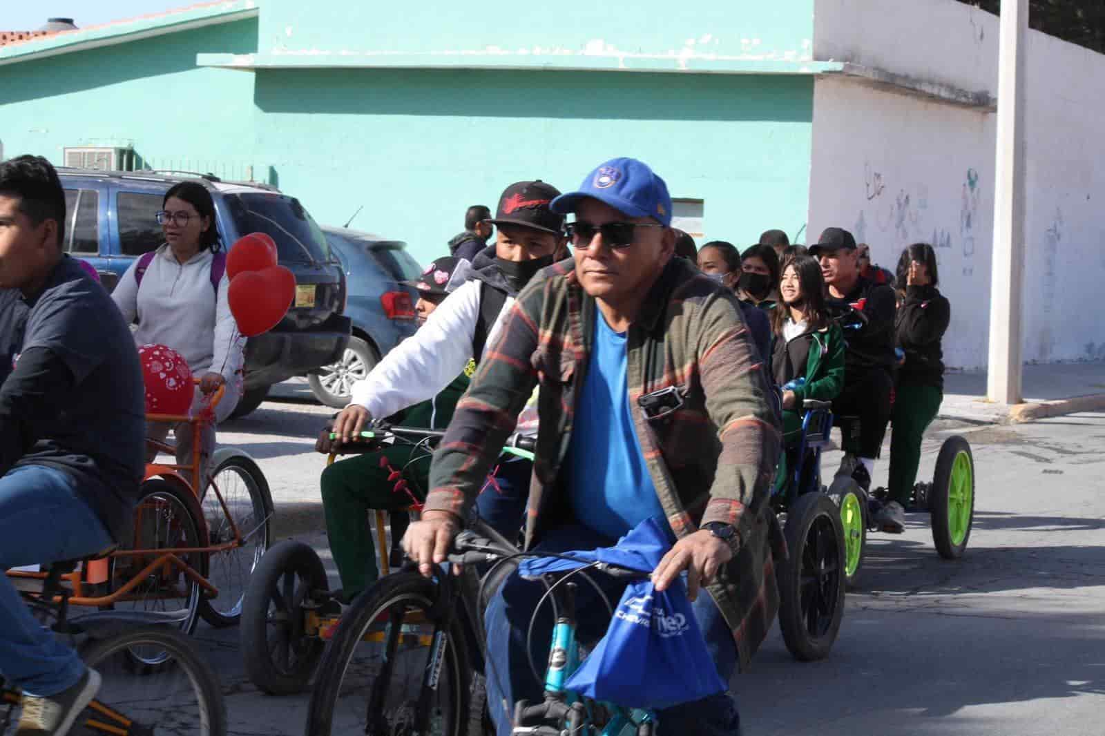 Realizan alumnos Bicicletada 2023