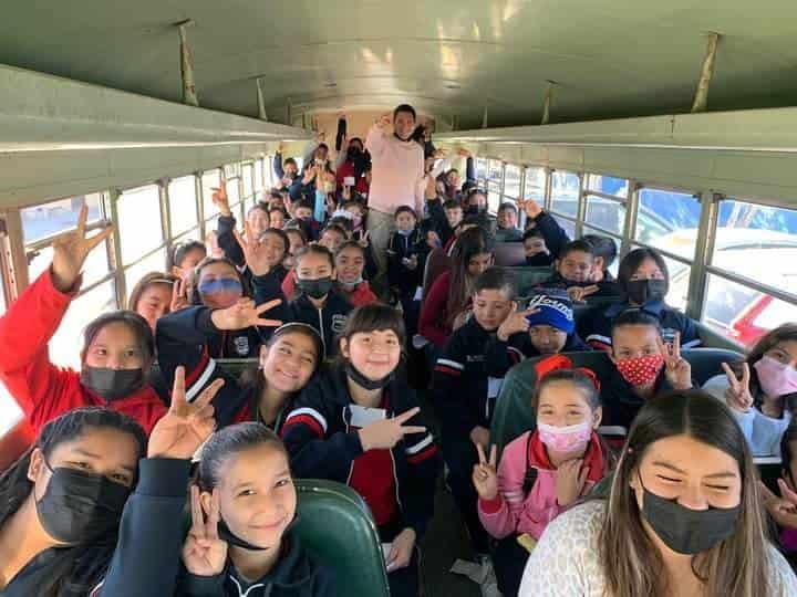Sin detenerse El Fronterabus