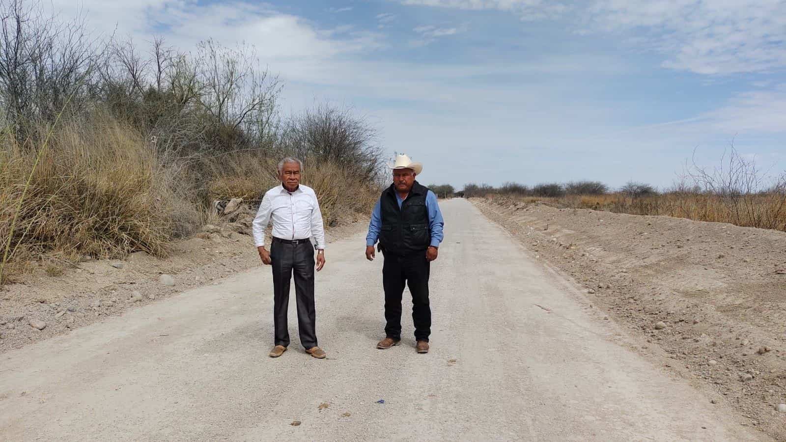 Mejoran cuatro caminos rurales