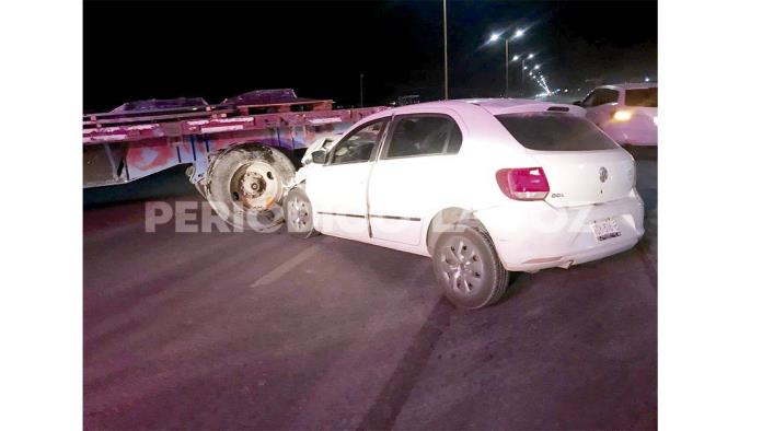 Incrusta auto en plataforma
