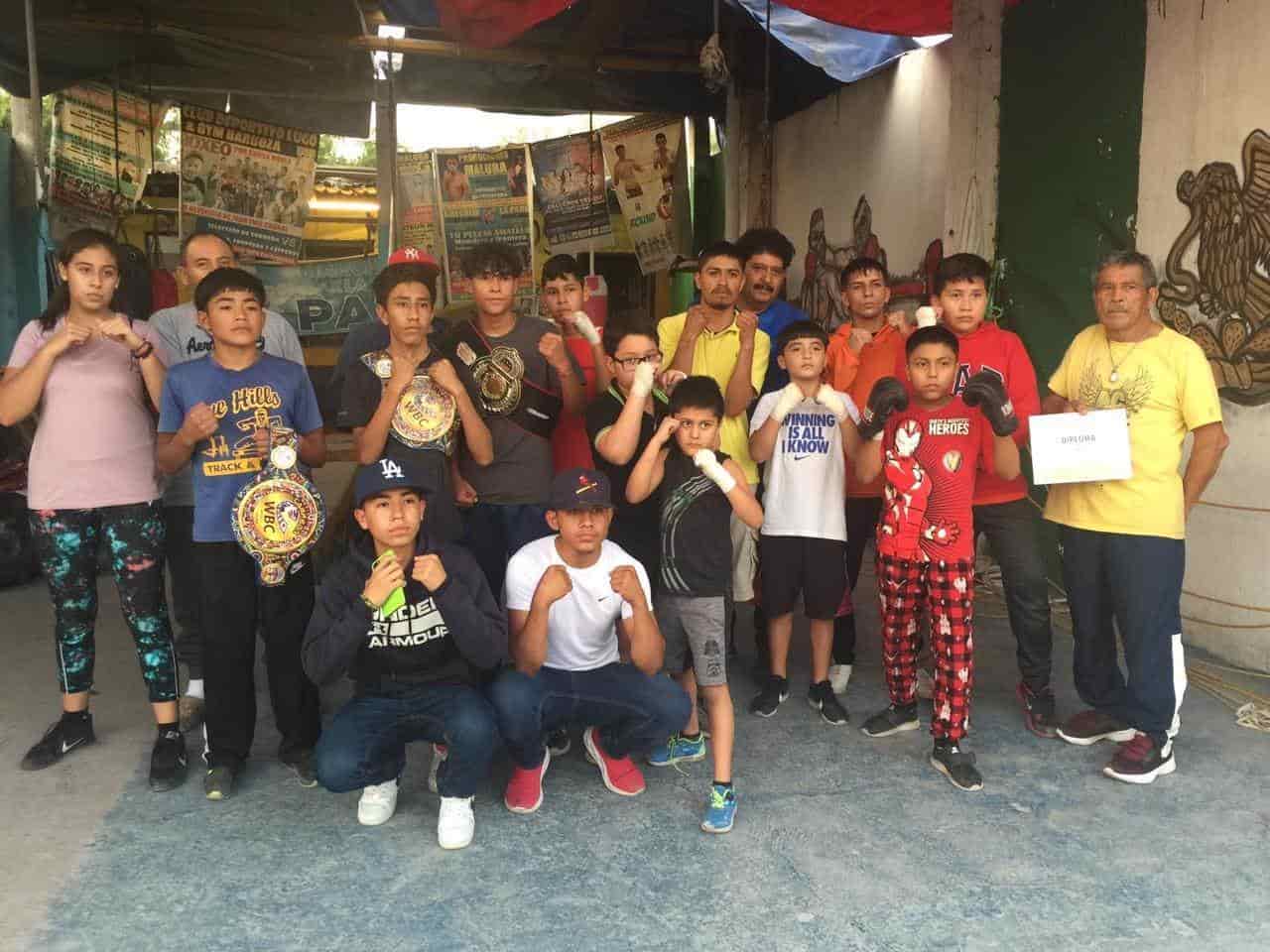 Apoya Roberto Clemente Piña Amaya a pugilistas