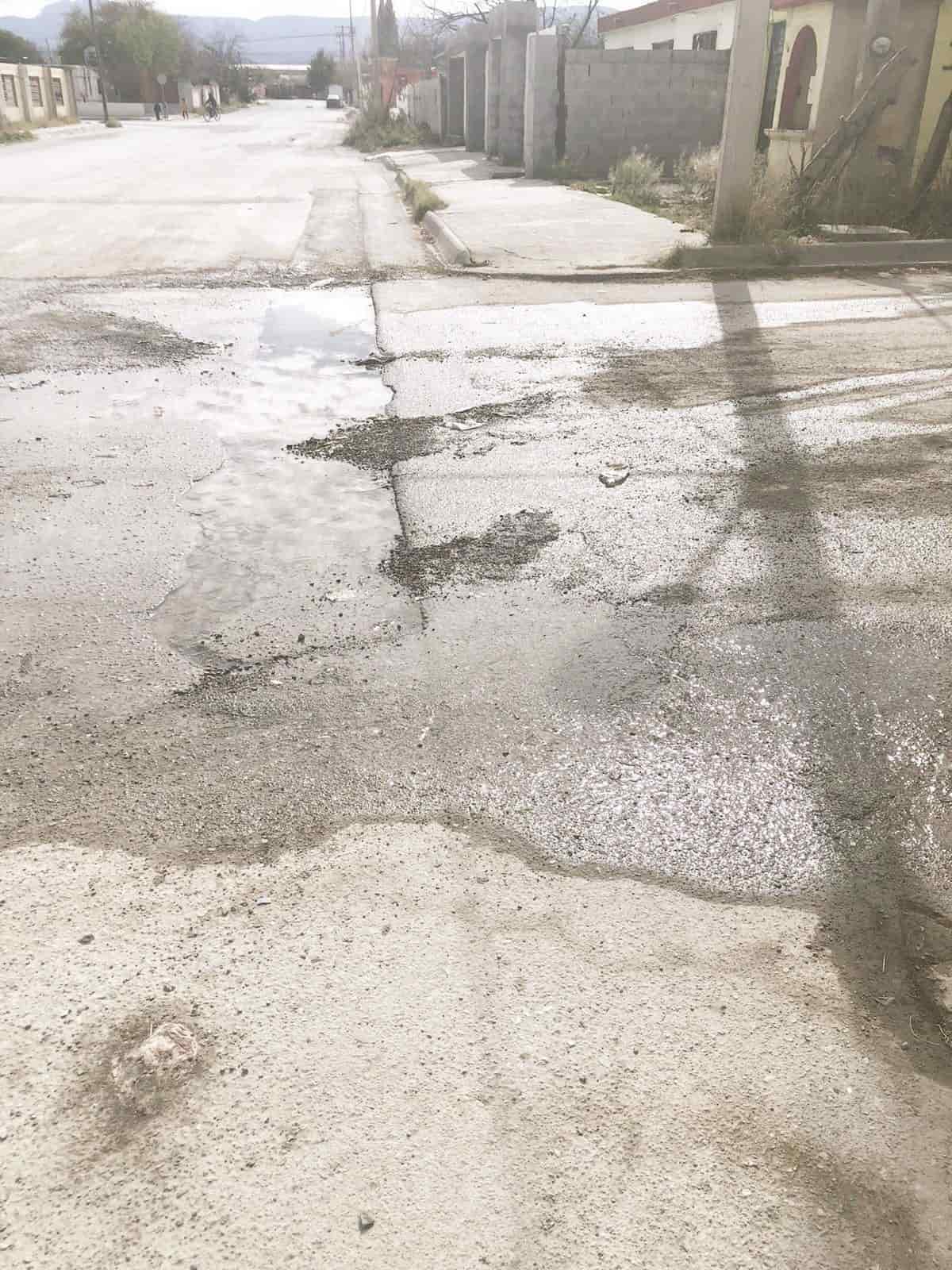 Sin respuesta a fuga de agua