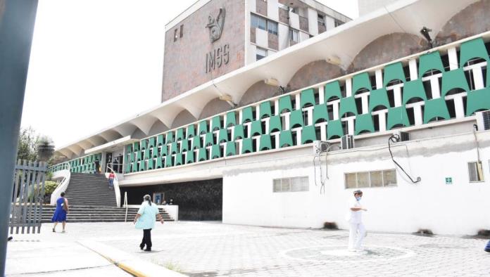 Pese a adeudo sigue IMSS dando servicio