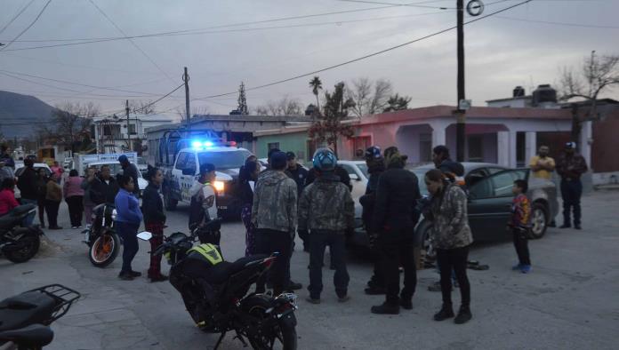 Choca con motociclista