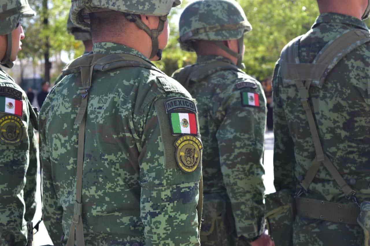 Reconoce Ciénegas al Ejército Nacional