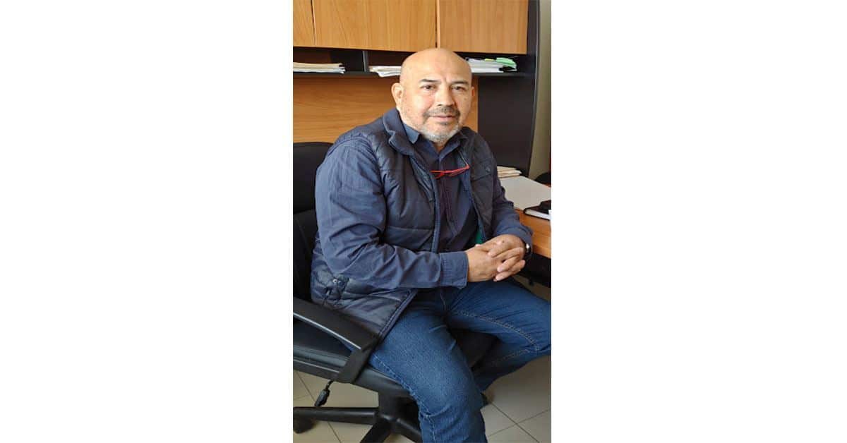 Víctor Hugo  Cepeda Galicia, presidente de la Comisión de Hacienda y Patrimonio Público, se reunió con la comisión de hacienda para hacer su primer análisis de la cuenta pública.