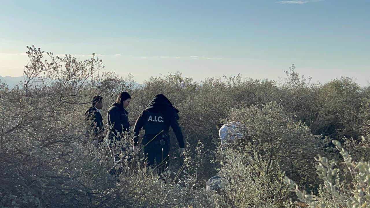 Localizaron algunas prendas de vestir en la osamenta.