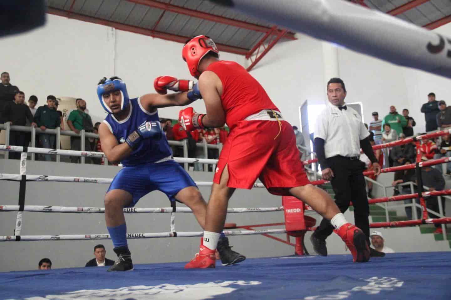 Coahuilense a mundial de boxeo