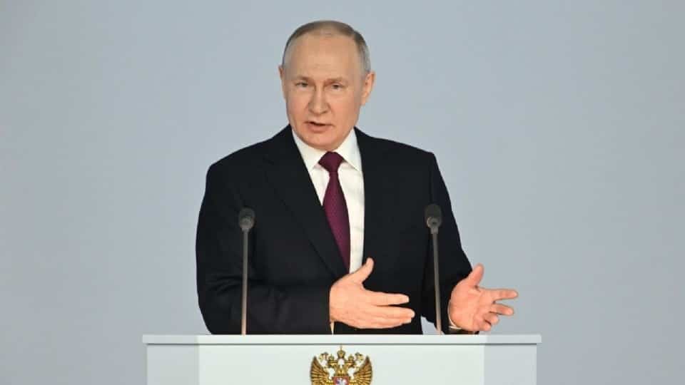 Rusia renuncia al tratado nuclear con Estados Unidos