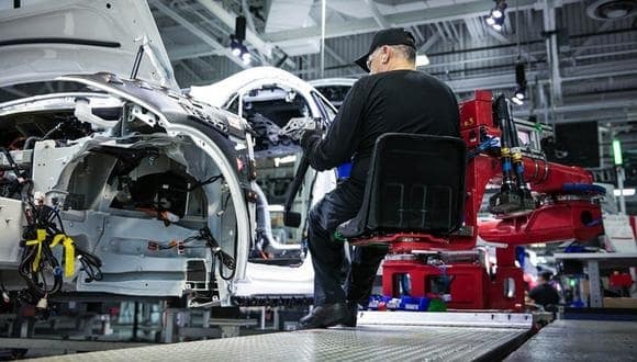 Los empresarios señalan que también se cuenta con suficiente agua para la fabricación de automóviles.