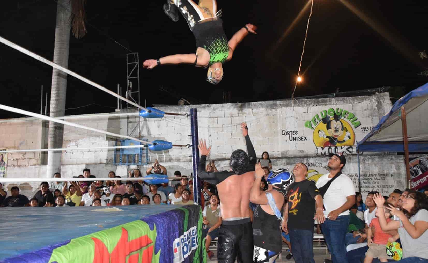 Hoy nos vemos en la Arena Tigre Padilla, habrá máscara contra Cabellera.