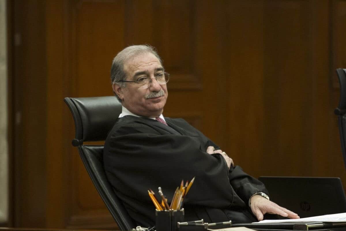Suspende ‘Plan B’ la Suprema Corte 