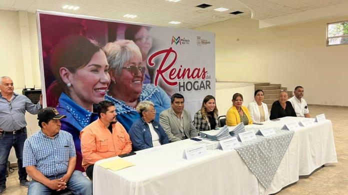 Arranca programa Reinas del Hogar