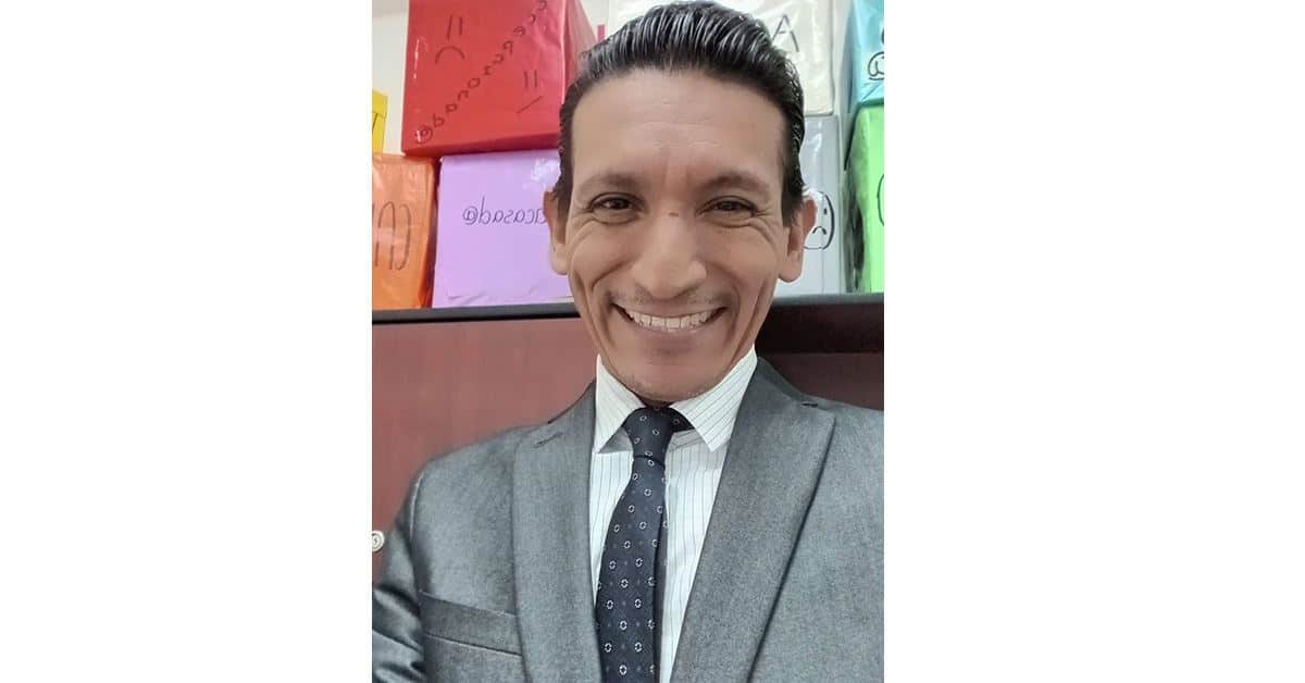 Consterna muerte de profesor Consterna muerte de profesor