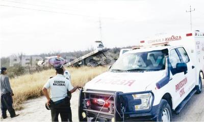 Le truena llanta y se voltea en la 57