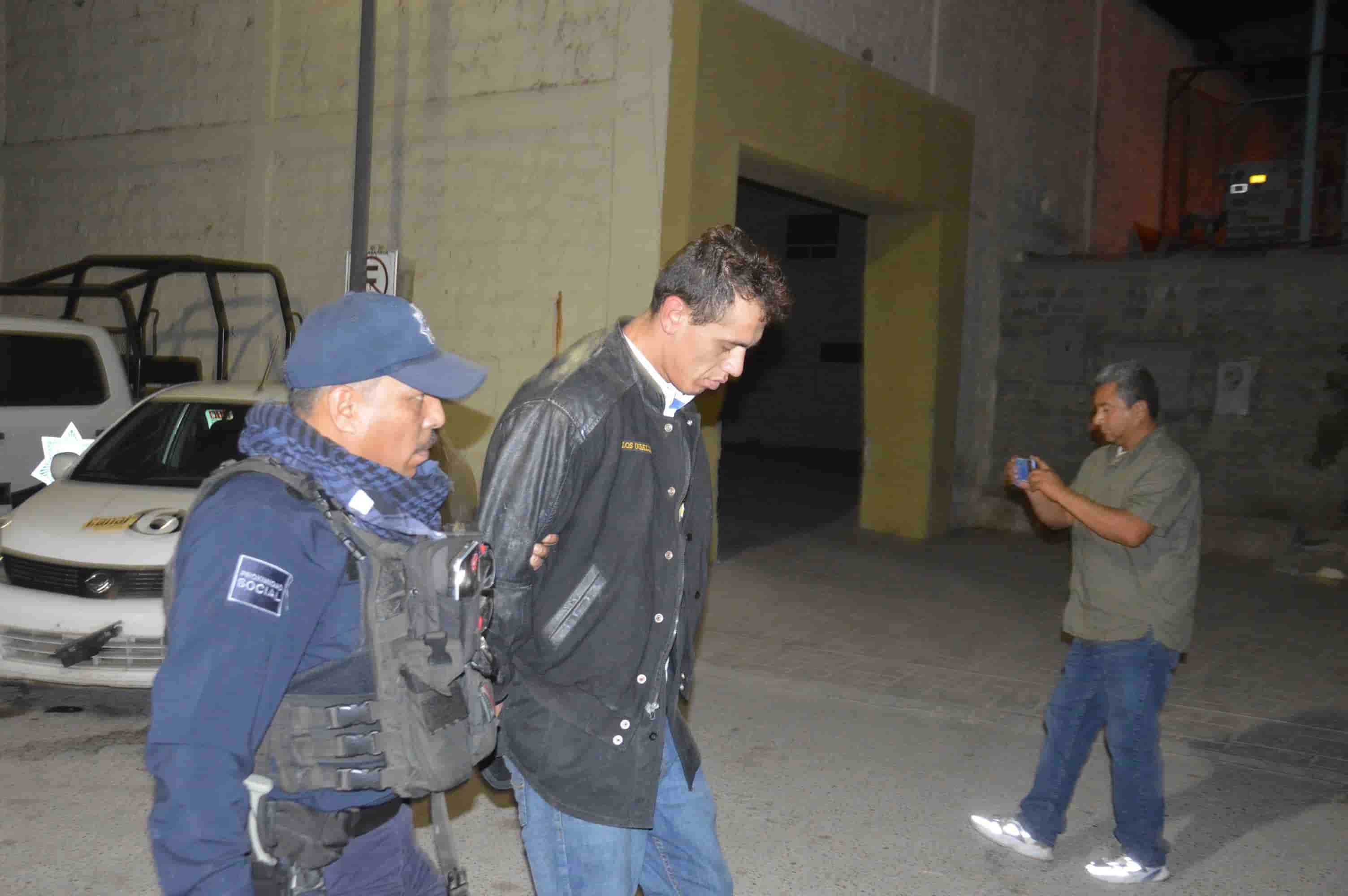 Moisés Olvera fue consignado al Ministerio Público.