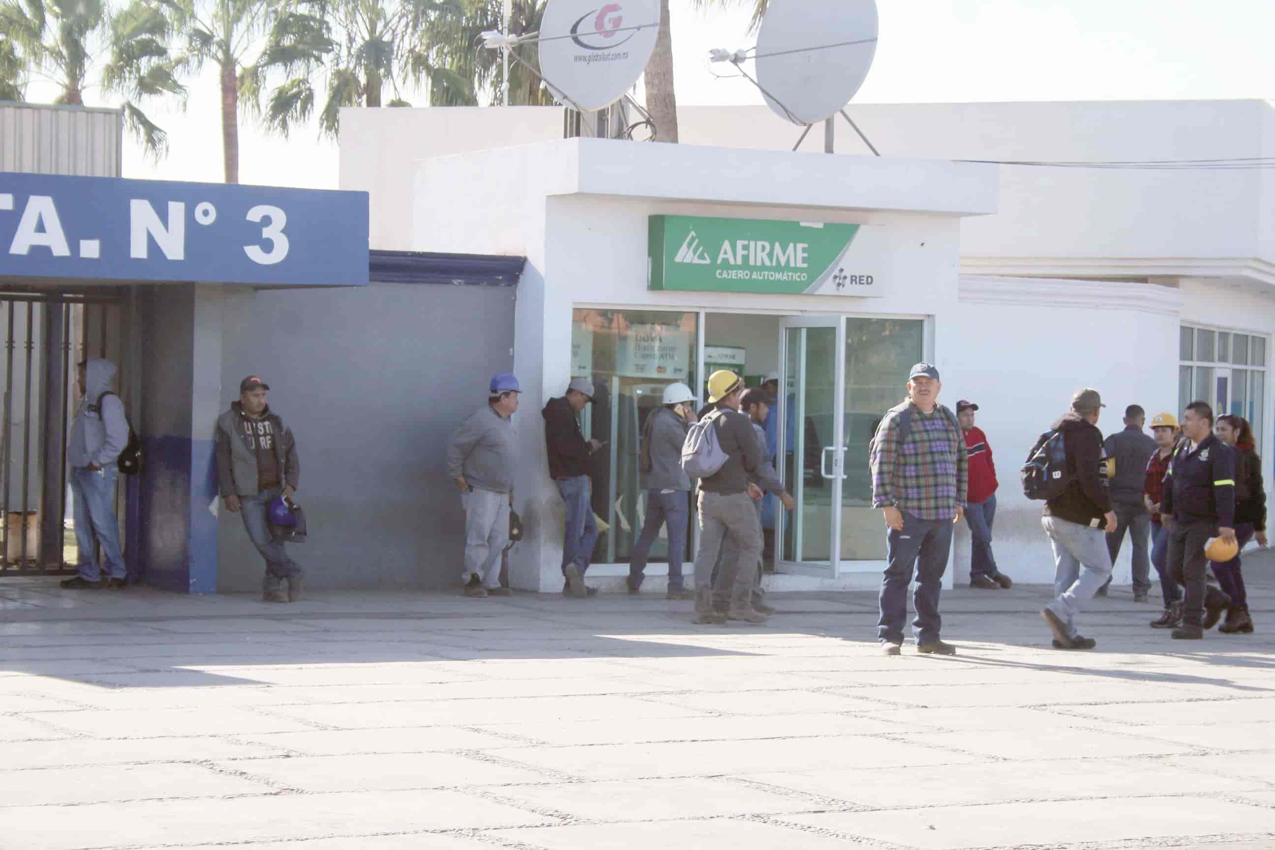 Pagan con retraso la nómina a los trabajadores sindicalizados.