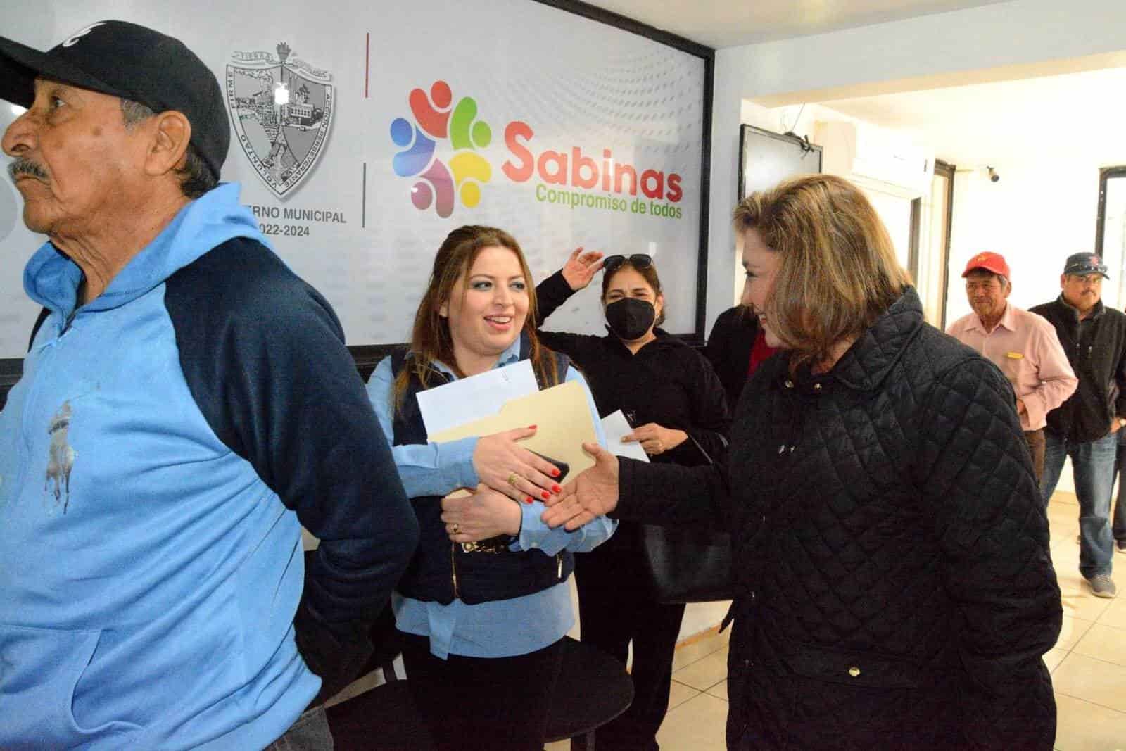 La alcaldesa de Sabinas Diana Haro Martínez agradeció la confianza en la administración municipal 2022-2024.