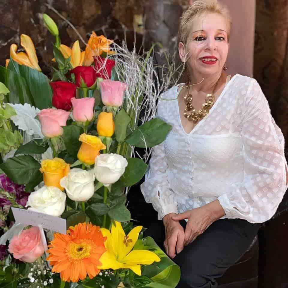 Despiden amigos a Rosalinda Silva
