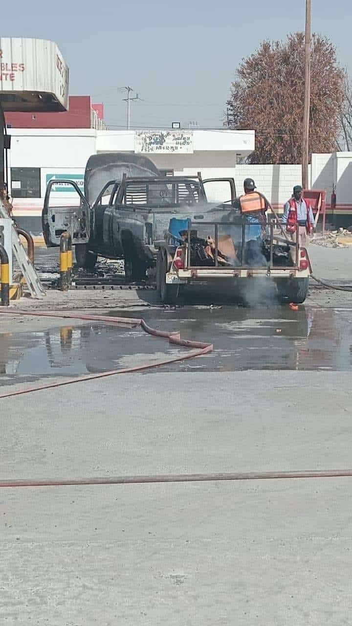 Arde gasera en Cuatro Ciénegas
