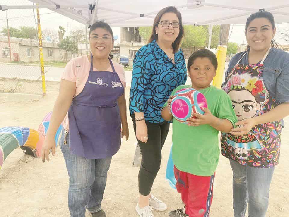 Decoran cachas de futbol rápido 