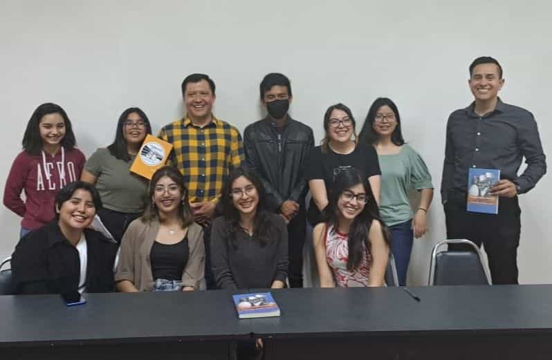 Presentan “Ficciones del Desierto”