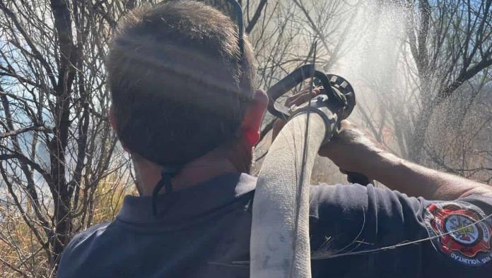 Combaten incendio en Santa Gertrudis 