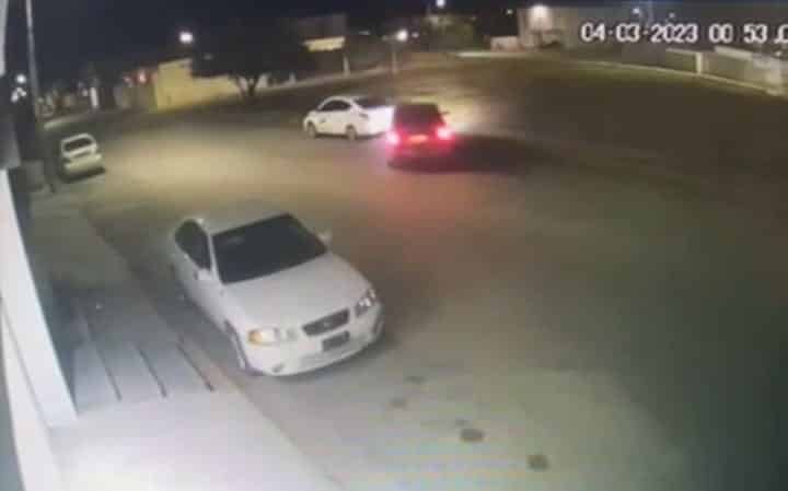 Ofrece recompensa para dar con cafre 