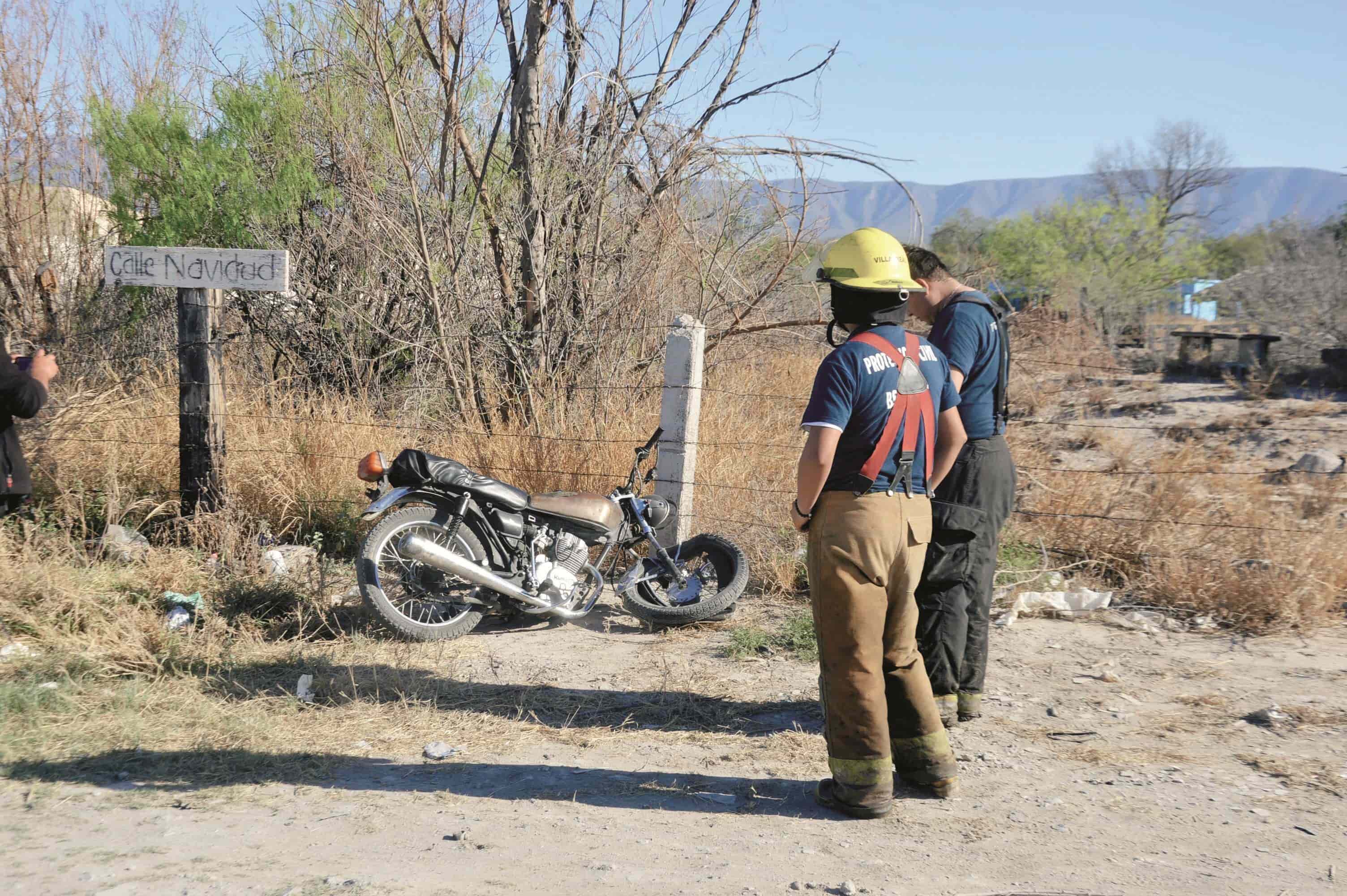 Le amputa dedo a motociclista