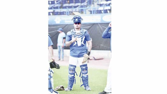 Bruce Maxwell no regresa con Acereros