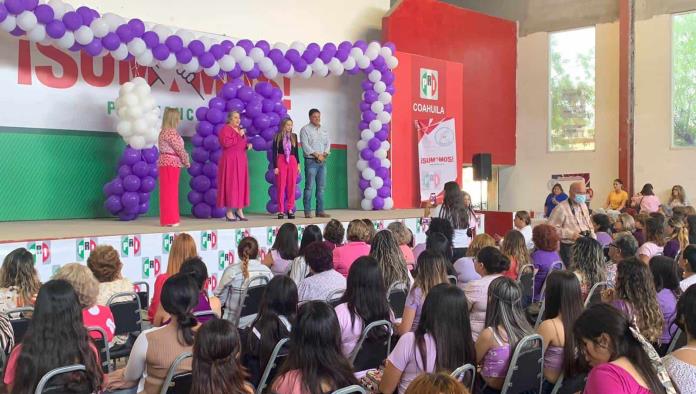 Encabeza Coahuila defensa de la mujer