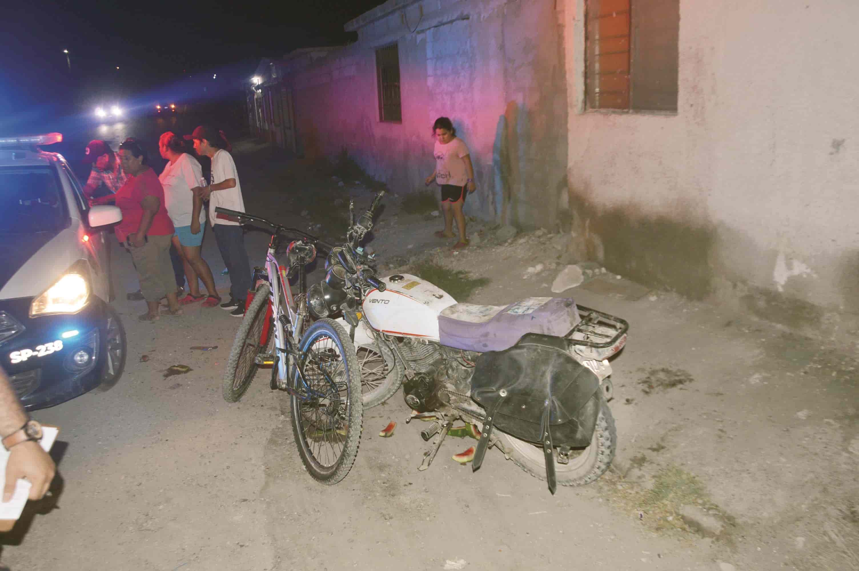 Embiste a motociclista