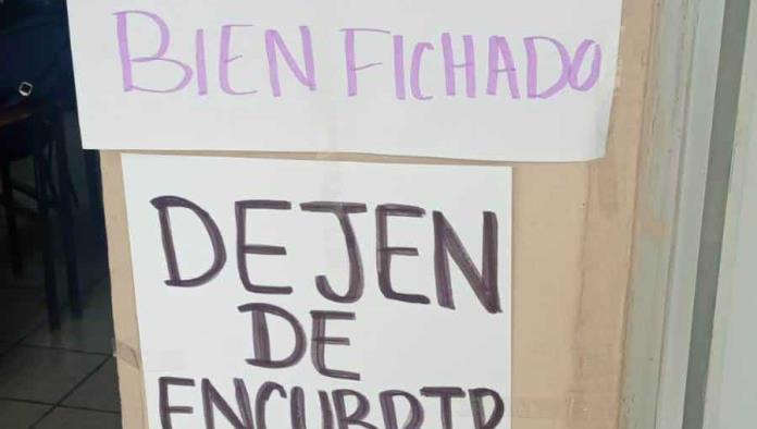 Reprime Directora denuncia de acoso 