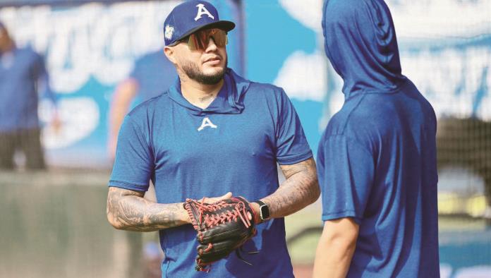 Héctor Velázquez ya entrena en Monclova