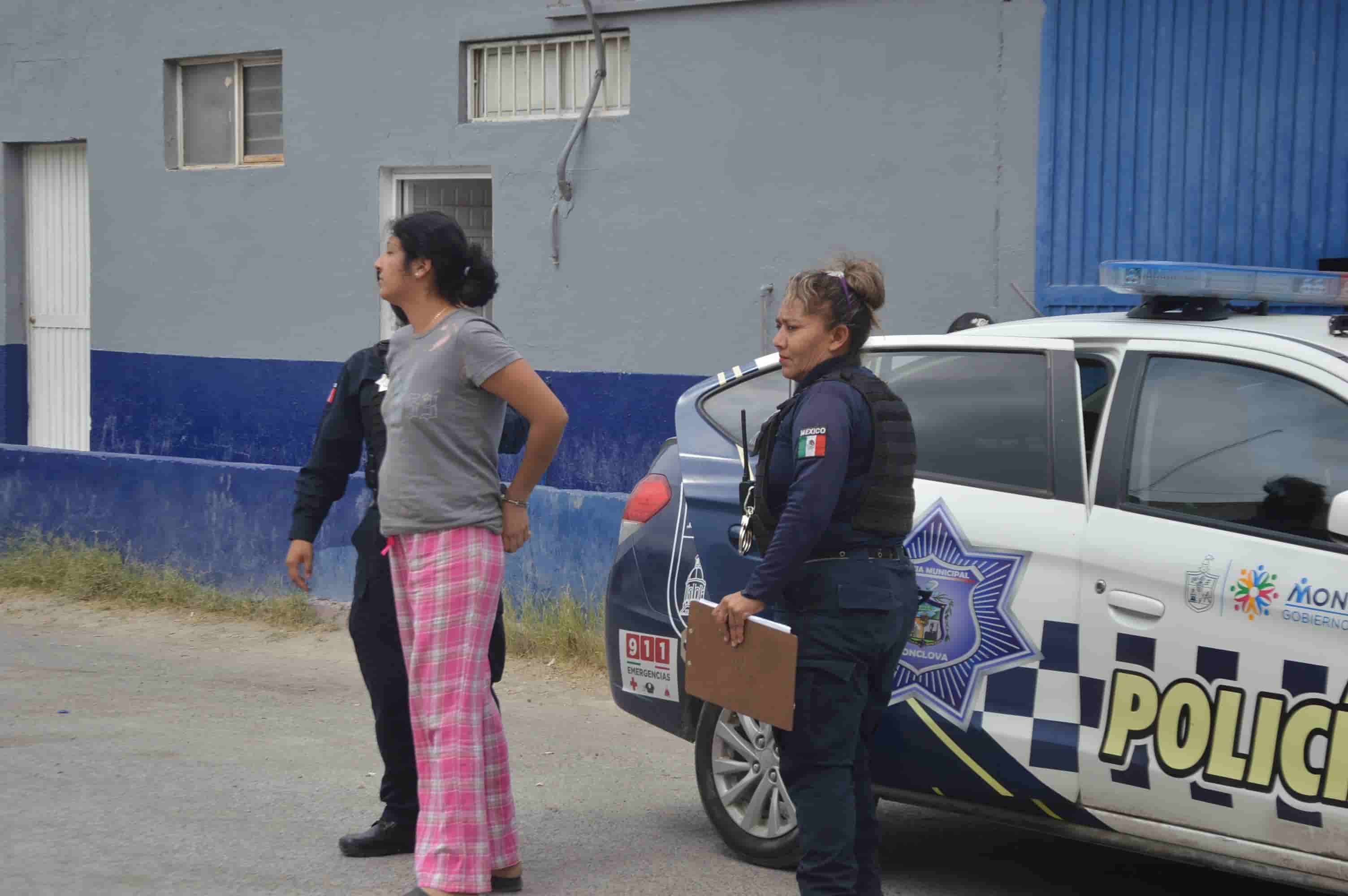 Yeni fue acusada de darle varios empujones a una profesora del Jardín de Niños Hermenegildo Galeana de Praderas del Sur.