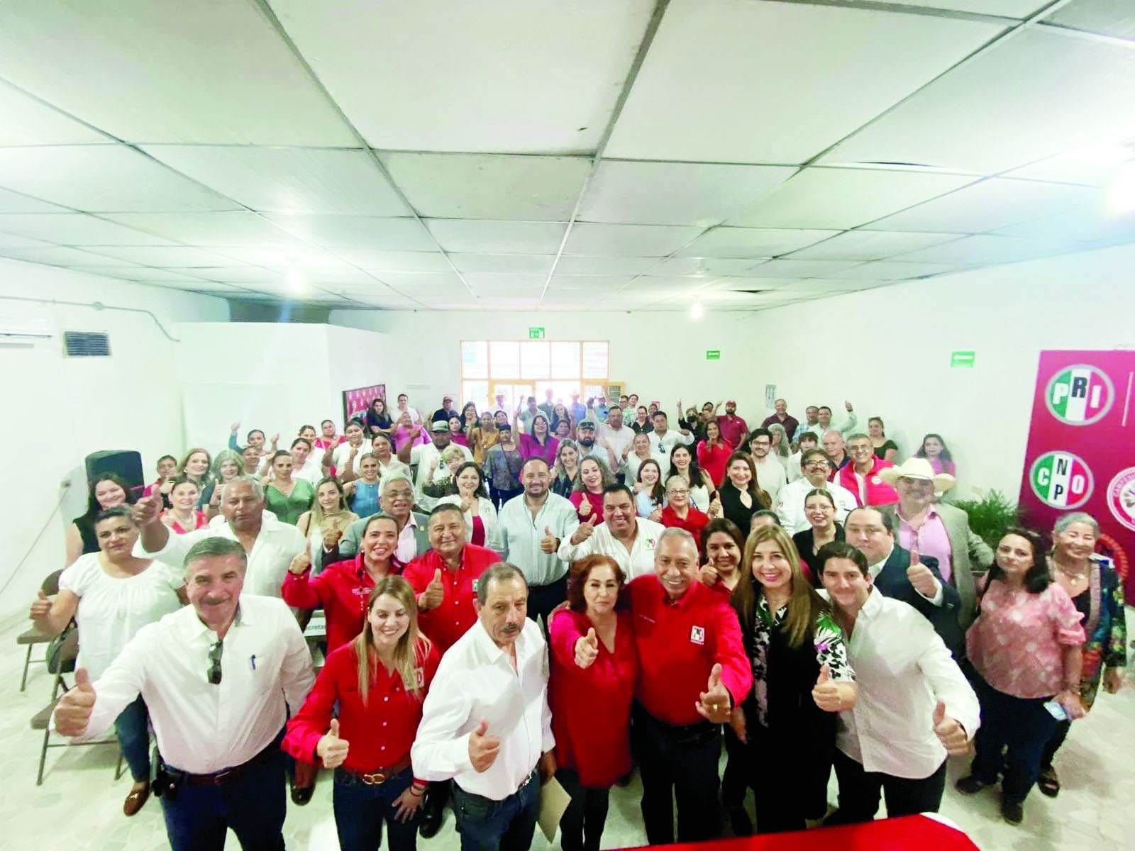 Entrega el PRI reconocimientos Entrega el PRI reconocimientos