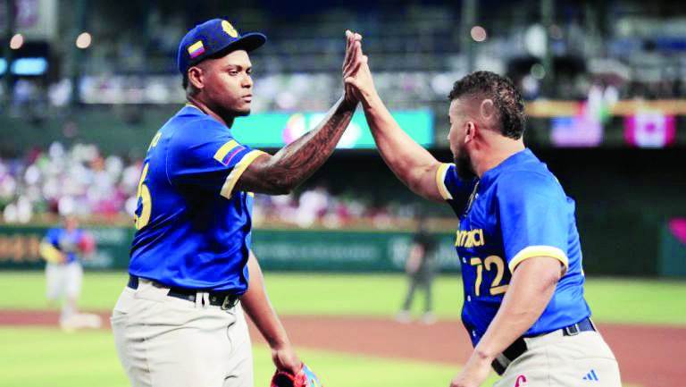 Colombia vence a México en primer partido del Clásico Mundial
