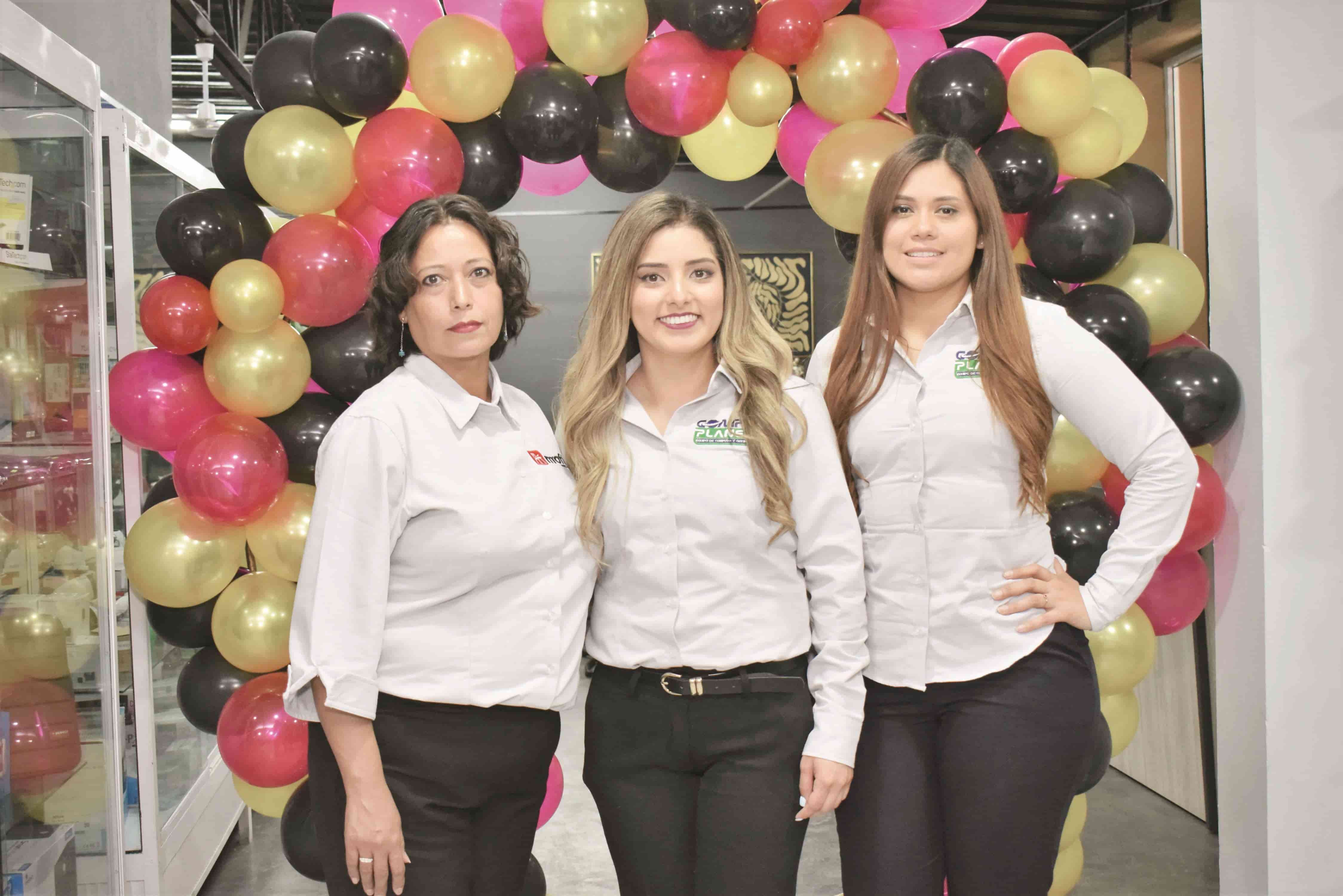 25 aniversario de Compuplanet, Inauguran Moffi