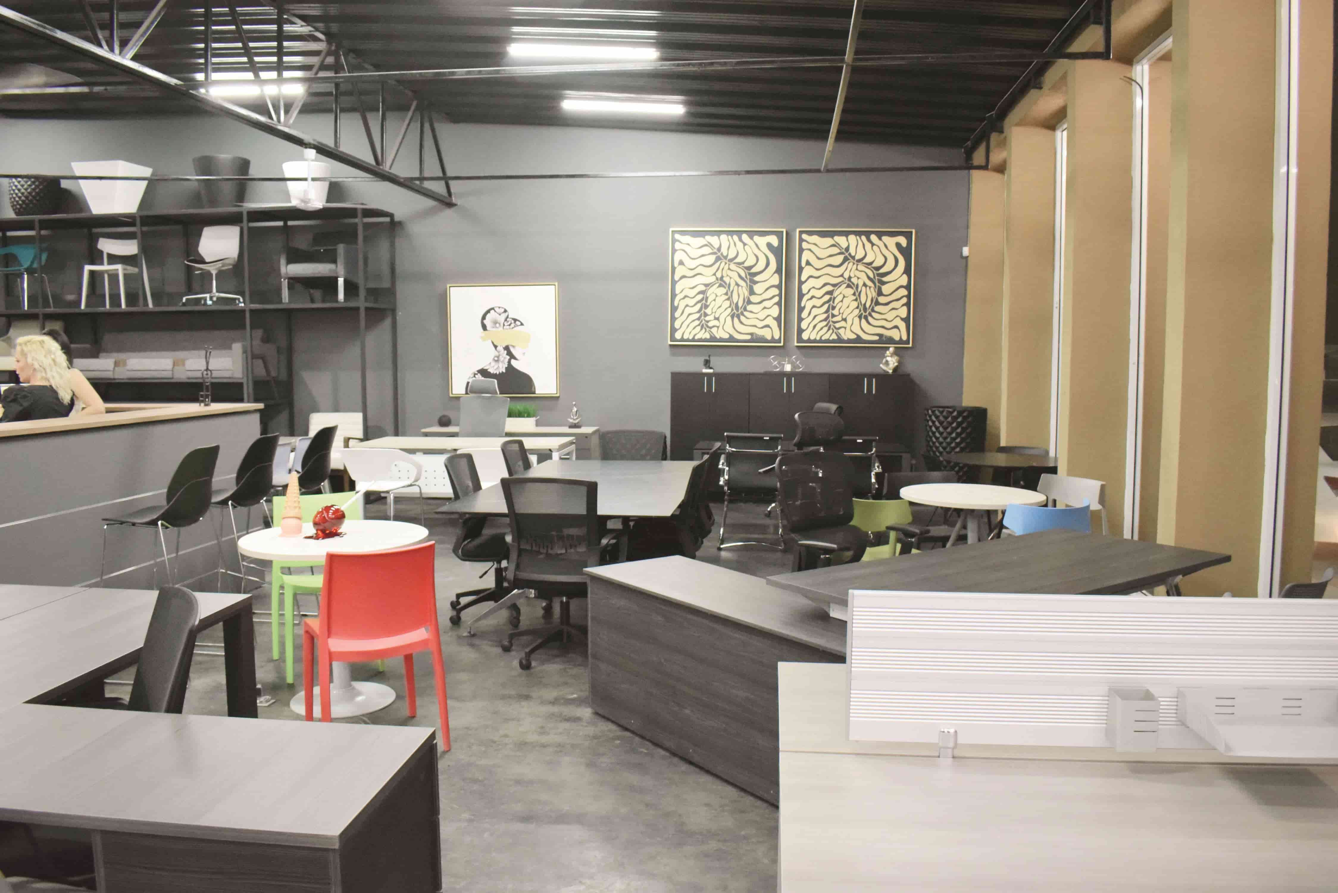 25 aniversario de Compuplanet, Inauguran Moffi