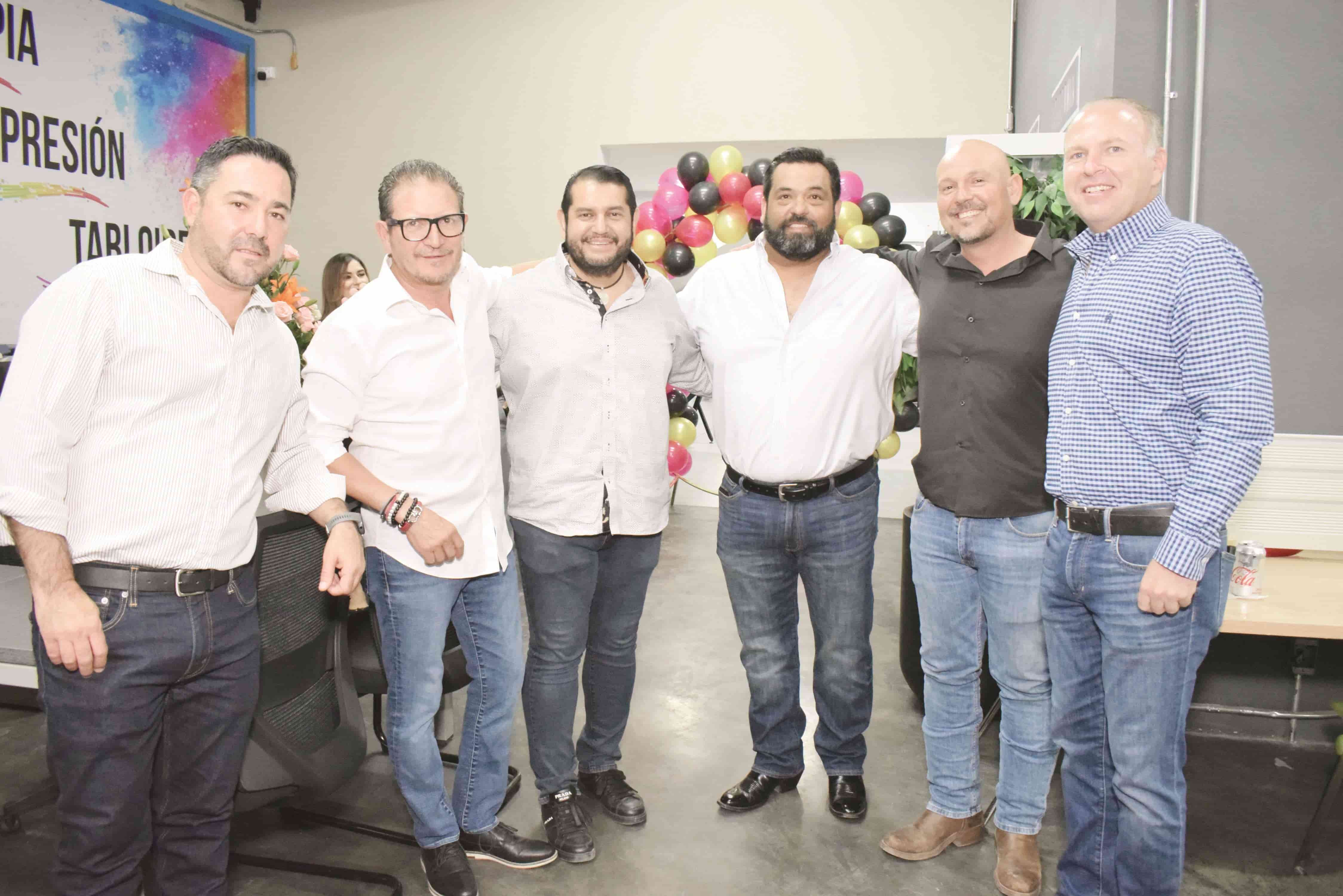 25 aniversario de Compuplanet, Inauguran Moffi
