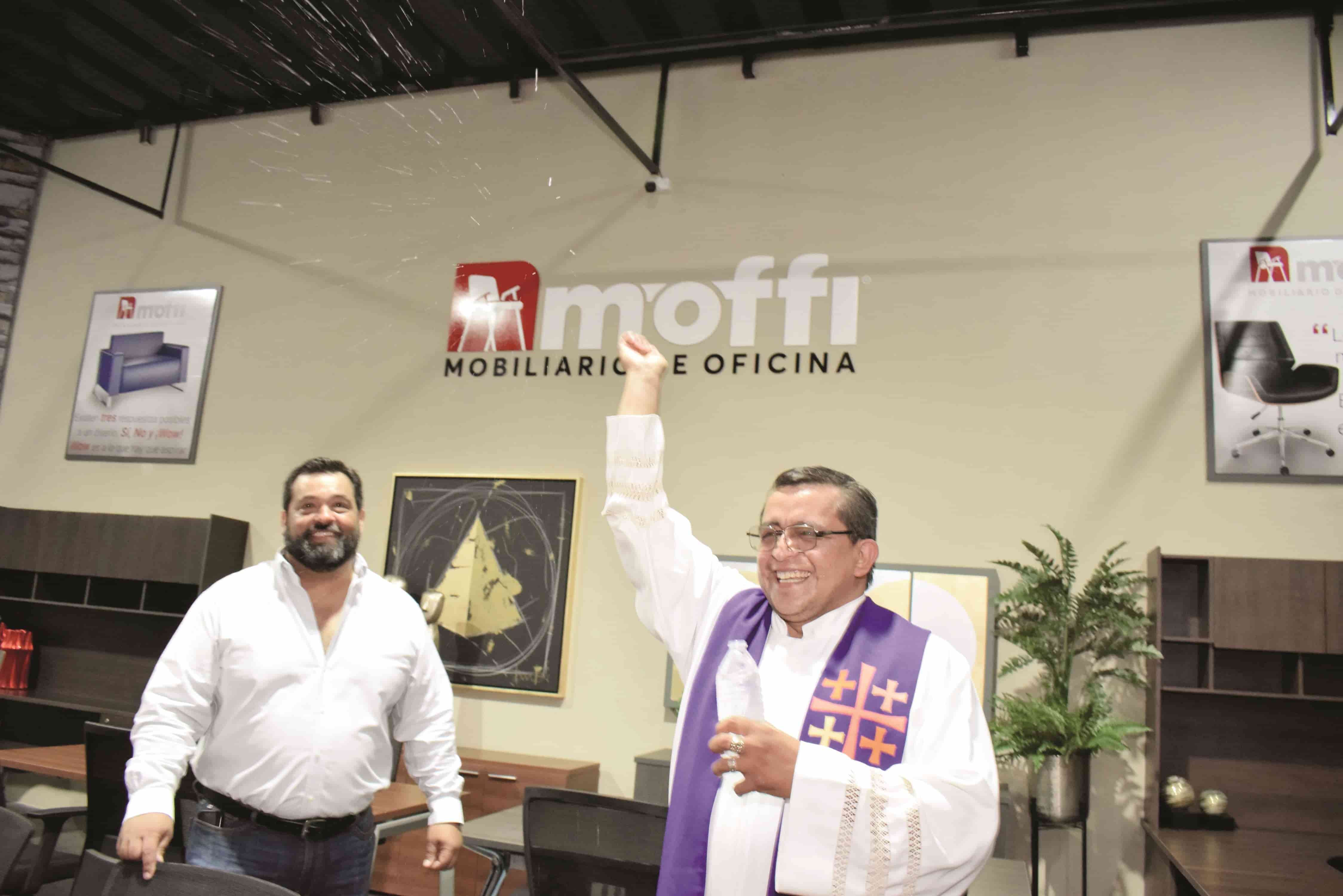 25 aniversario de Compuplanet, Inauguran Moffi