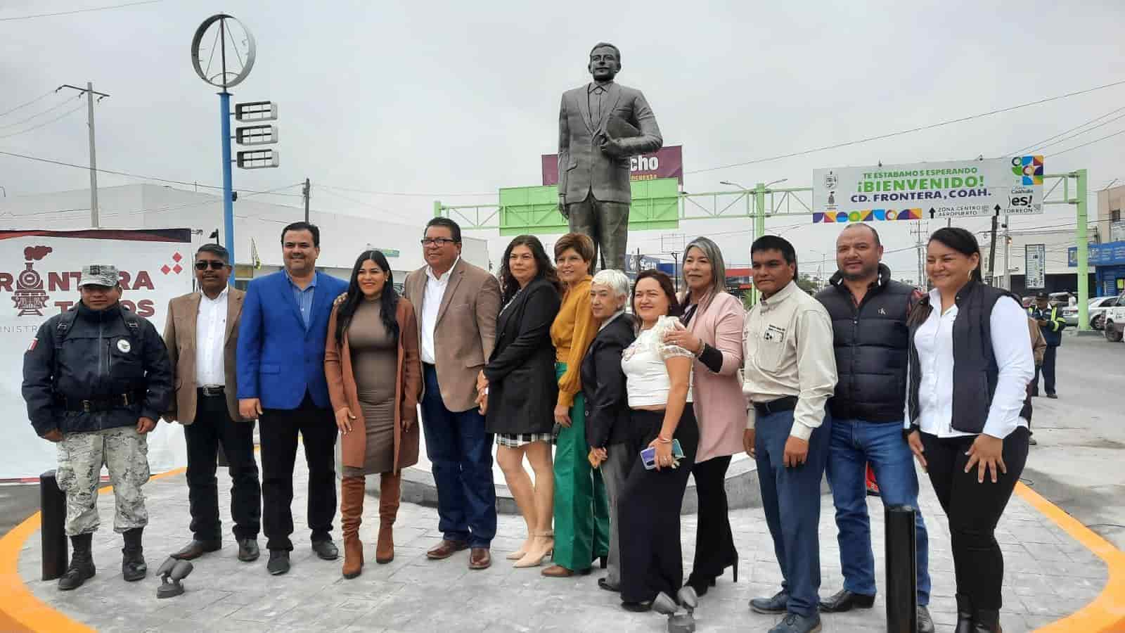 Honra Frontera al Ing. Ballesteros