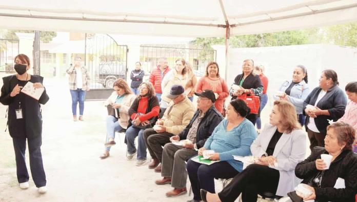 Asiste alcaldesa a Feria de la Salud 