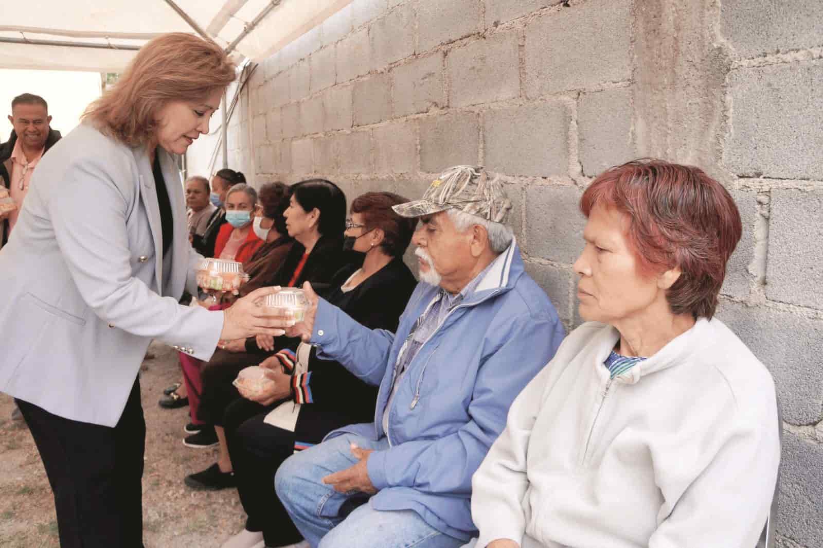 Asiste alcaldesa a Feria de la Salud 
