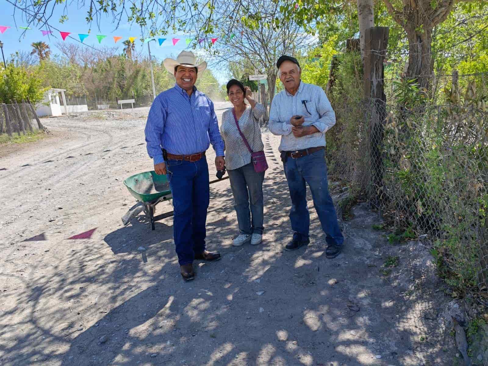 Felicita Beto al Ejido La Vega